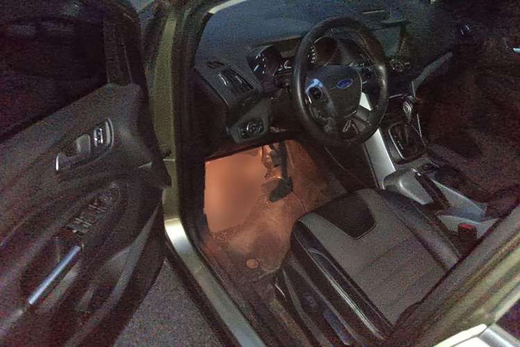 Used Ford Kuga 2013 1.6L GTDi Two-Wheel-Drive Trend Model Driver Seat