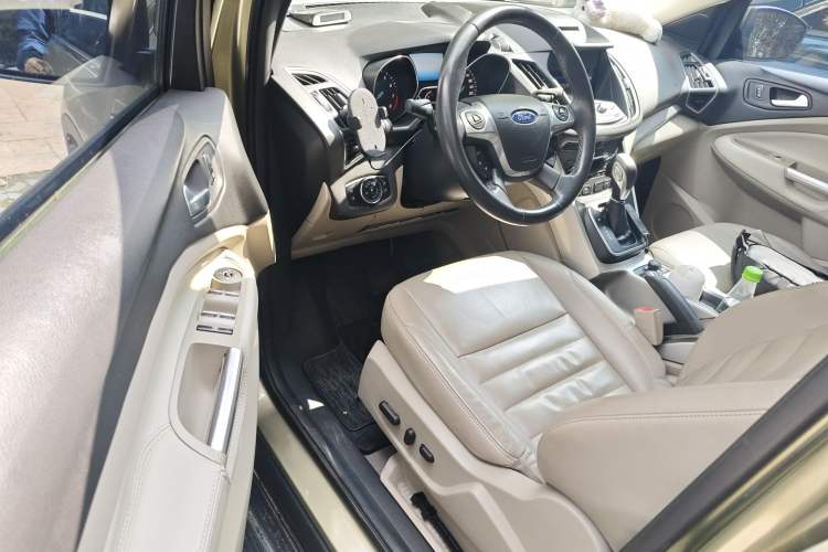 Used Ford Kuga 2013 1.6L GTDi 4x4 Elite Model Driver Seat
