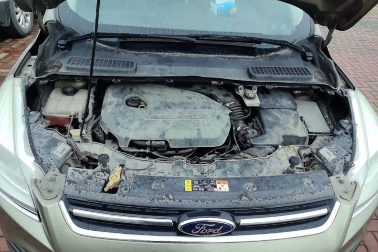 Used Ford Kuga 2013 1.6L GTDi Two-Wheel-Drive Comfort Model Engine Bay