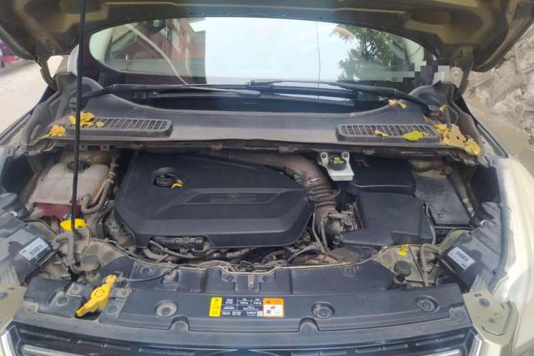 Used Ford Kuga 2013 1.6L GTDi 4x4 Elite Model Engine Bay