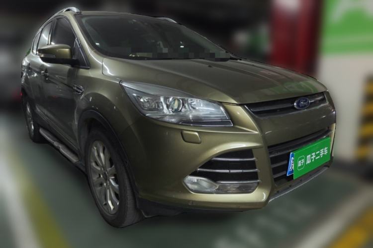 Used Ford Kuga 2013 2.0L GTDi Four-Wheel Drive Premium Model Front Right 45 Deg