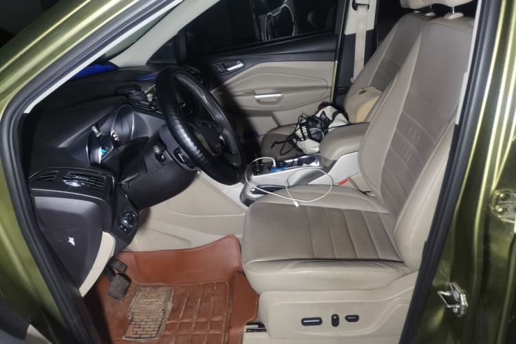 Used Ford Kuga 2013 2.0L GTDi Four-Wheel Drive Premium Model Left Front Seat