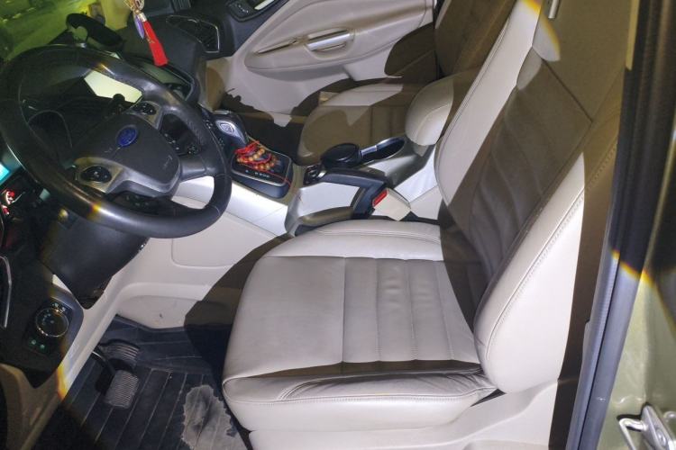 Used Ford Kuga 2013 2.0L GTDi Four-Wheel Drive Premium Model Left Front Seat