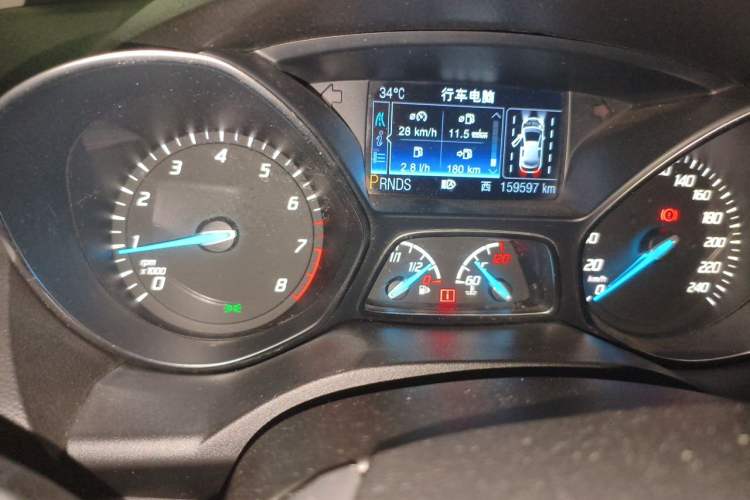 Used Ford Kuga 2013 2.0L GTDi Four-Wheel Drive Premium Model Odometer Close Up