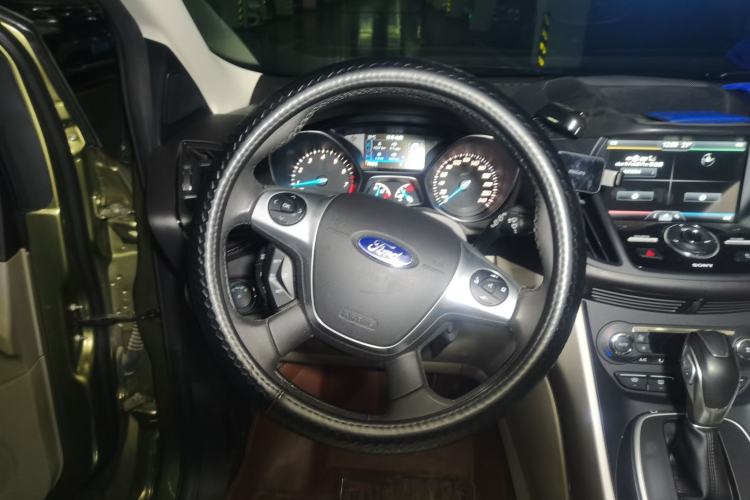 Used Ford Kuga 2013 2.0L GTDi Four-Wheel Drive Premium Model Steering Wheel