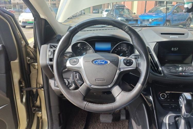 Used Ford Kuga 2013 2.0L GTDi Four-Wheel-Drive Sport Model Steering Wheel