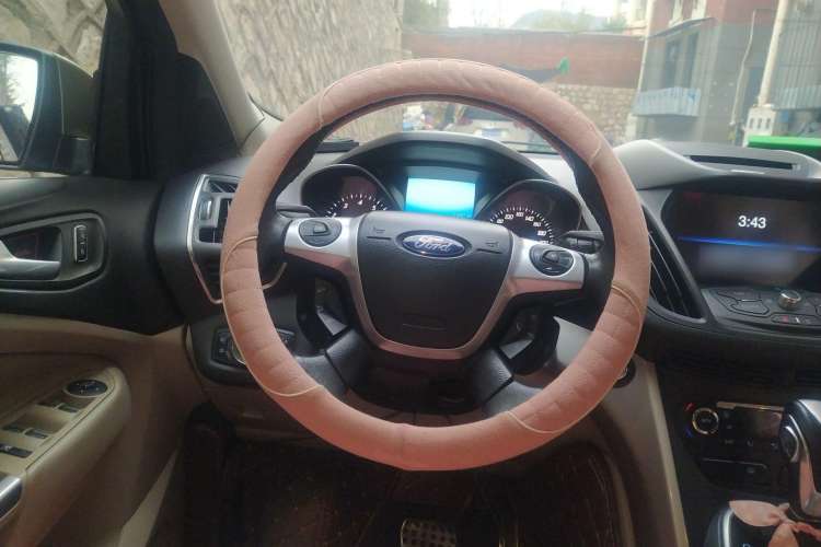Used Ford Kuga 2013 1.6L GTDi 4x4 Elite Model Steering Wheel