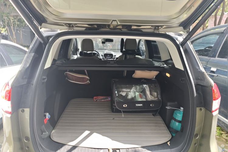 Used Ford Kuga 2013 1.6L GTDi 4x4 Elite Model Trunk