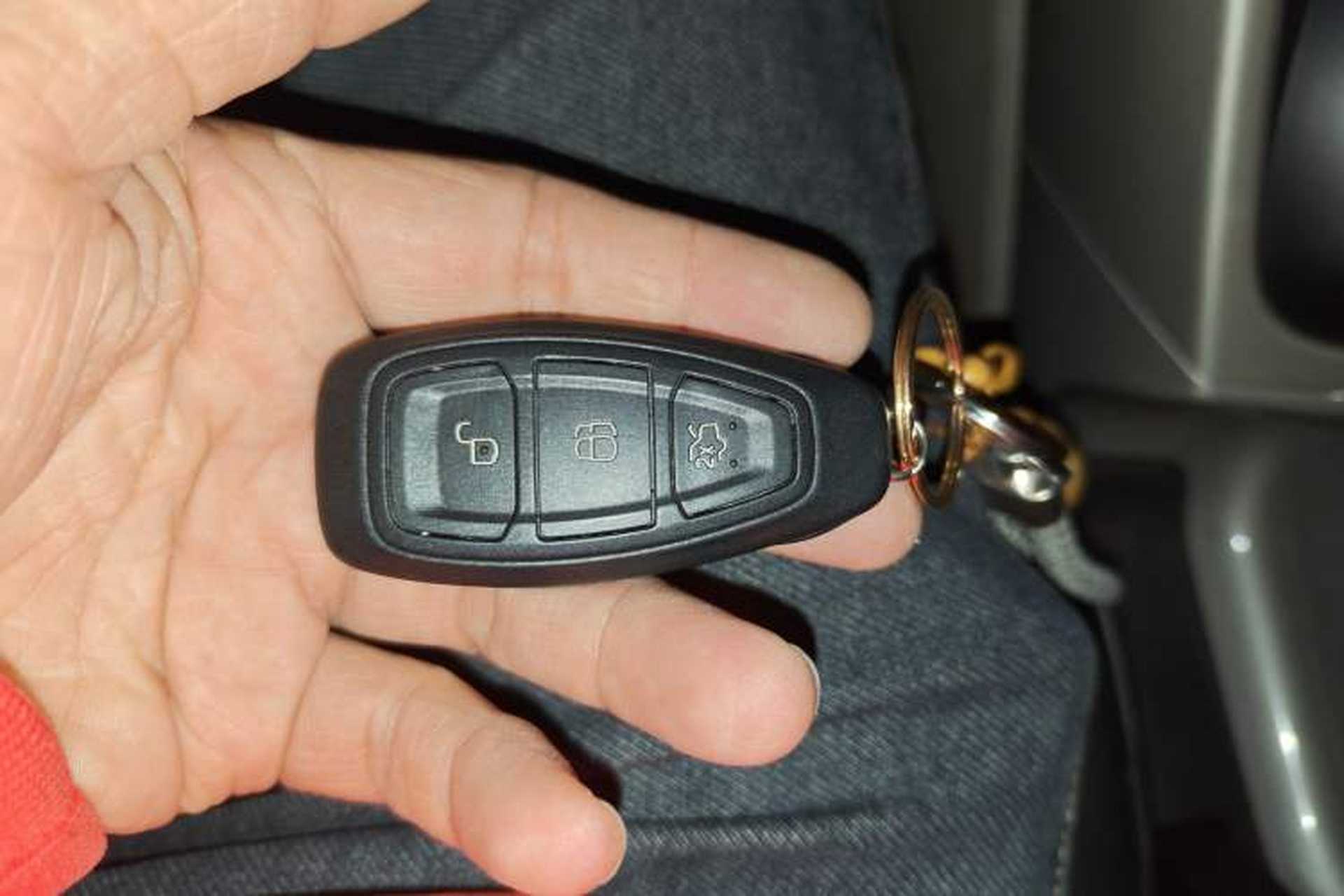 Used Ford Kuga 2013 2.0L GTDi Four-Wheel Drive Premium Model Vehicle Key