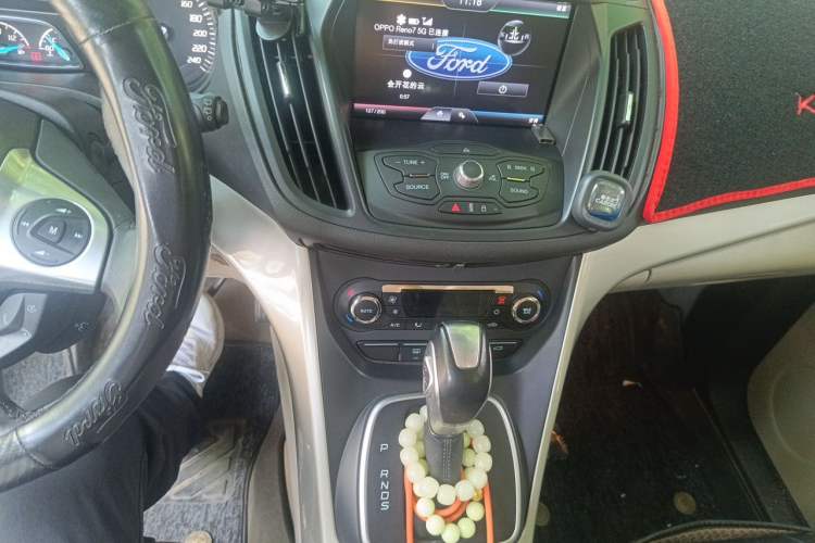 Used Ford Kuga 2013 2.0L GTDi Four-Wheel-Drive Elite Model Audio And AC Panel