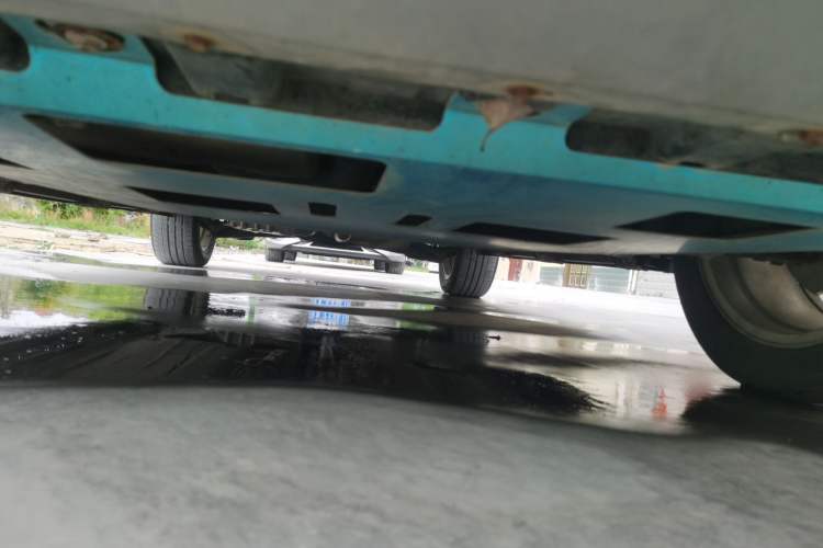 Used Ford Kuga 2013 2.0L GTDi Four-Wheel-Drive Elite Model Chassis Front