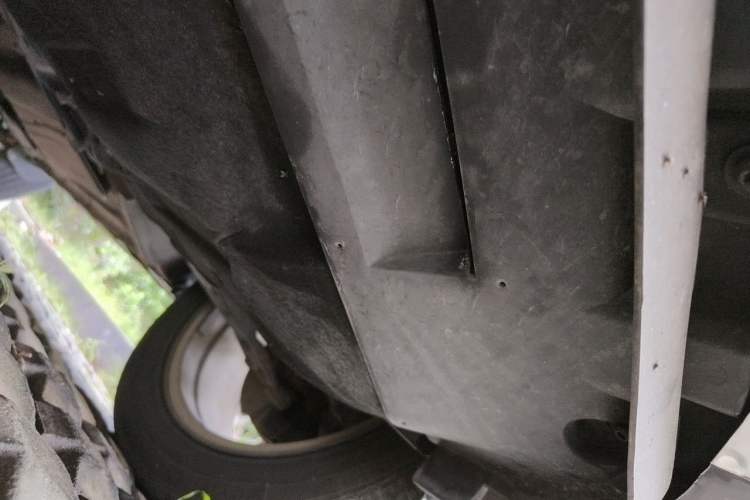 Used Ford Kuga 2013 1.6L GTDi 4x4 Elite Model Chassis Front Left
