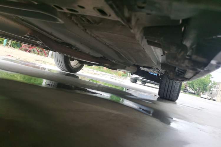 Used Ford Kuga 2013 2.0L GTDi Four-Wheel-Drive Elite Model Chassis Front Left