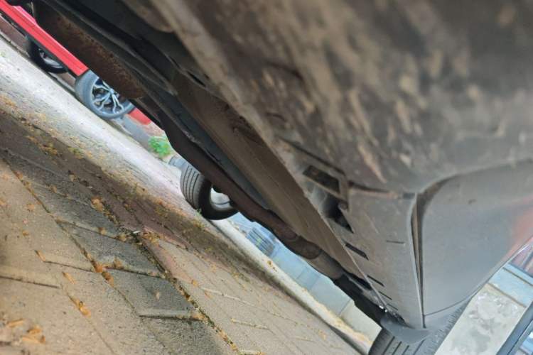 Used Ford Kuga 2013 1.6L GTDi Two-Wheel-Drive Trend Model Chassis Front Left