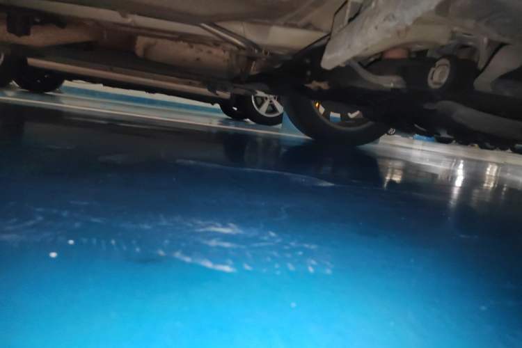 Used Ford Kuga 2013 2.0L GTDi Four-Wheel-Drive Elite Model Chassis Front Right