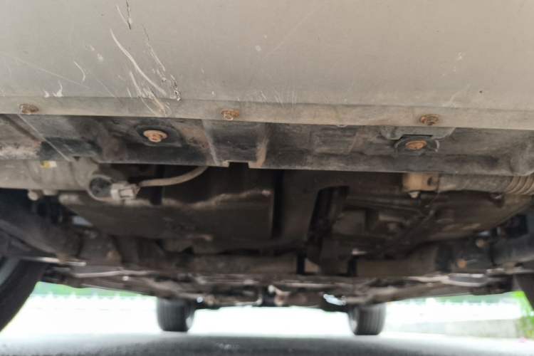 Used Ford Kuga 2013 2.0L GTDi Four-Wheel-Drive Sport Model Chassis Front
