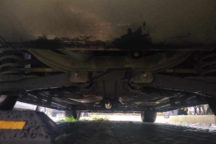 Used Ford Kuga 2013 2.0L GTDi Four-Wheel-Drive Elite Model Chassis Rear