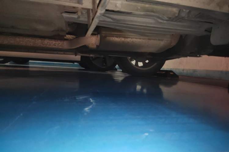 Used Ford Kuga 2013 2.0L GTDi Four-Wheel-Drive Elite Model Chassis Rear Left