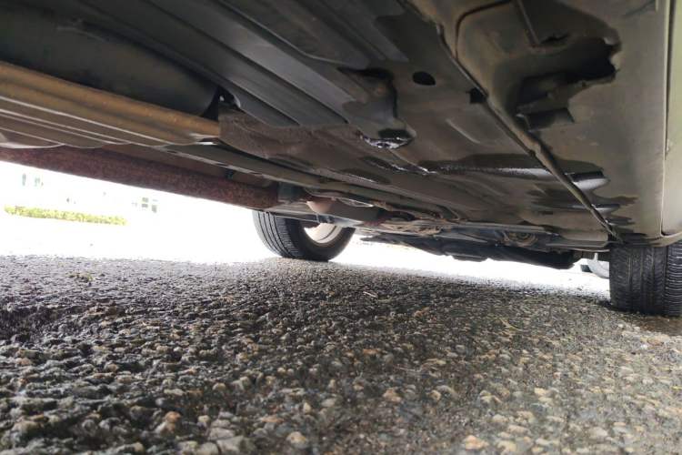 Used Ford Kuga 2013 2.0L GTDi Four-Wheel-Drive Elite Model Chassis Rear Right