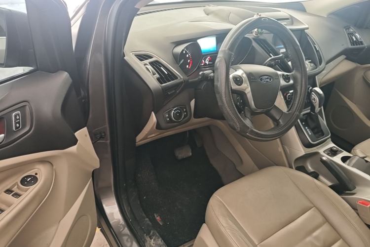 Used Ford Kuga 2013 2.0L GTDi Four-Wheel Drive Premium Model Driver Seat