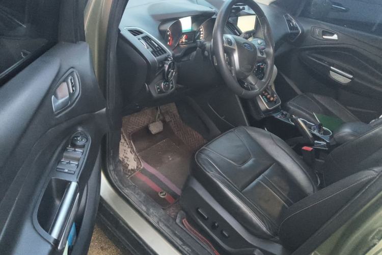 Used Ford Kuga 2013 2.0L GTDi Four-Wheel-Drive Sport Model Driver Seat