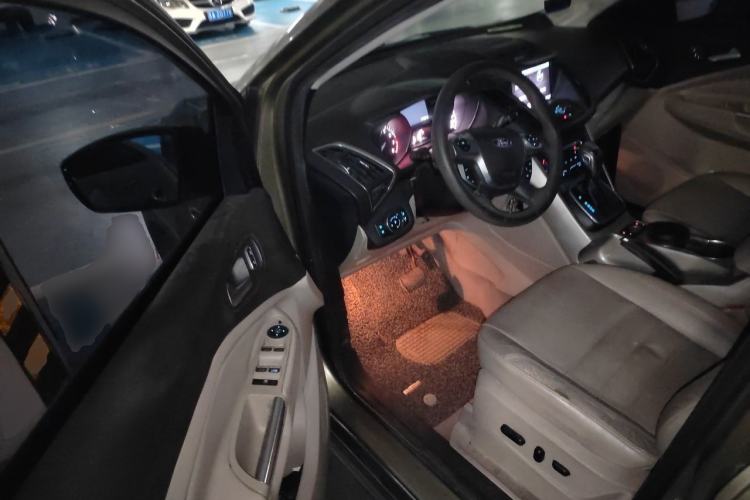 Used Ford Kuga 2013 2.0L GTDi Four-Wheel-Drive Elite Model Driver Seat