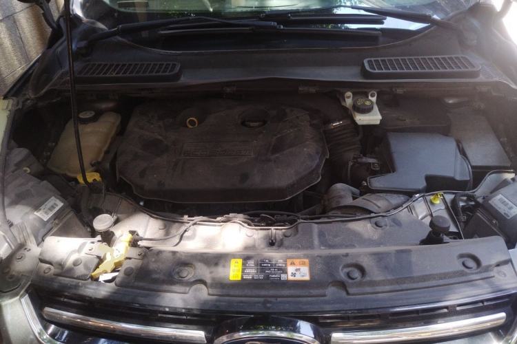 Used Ford Kuga 2013 2.0L GTDi Four-Wheel Drive Premium Model Engine Bay