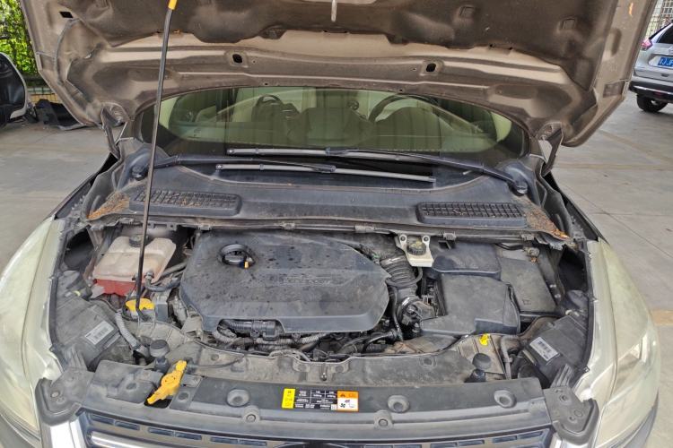 Used Ford Kuga 2013 1.6L GTDi 4x4 Elite Model Engine Bay