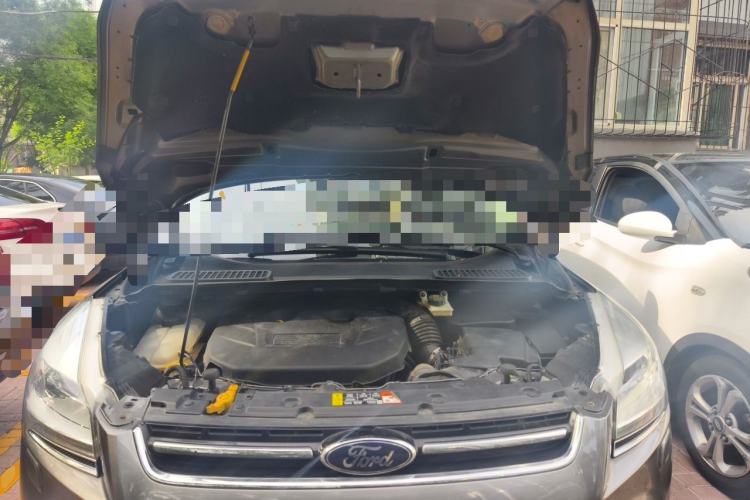 Used Ford Kuga 2013 2.0L GTDi Four-Wheel Drive Premium Model Engine Bay