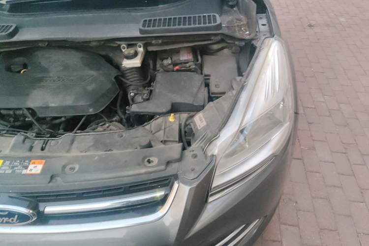 Used Ford Kuga 2013 1.6L GTDi 4x4 Elite Model Engine Bay Left