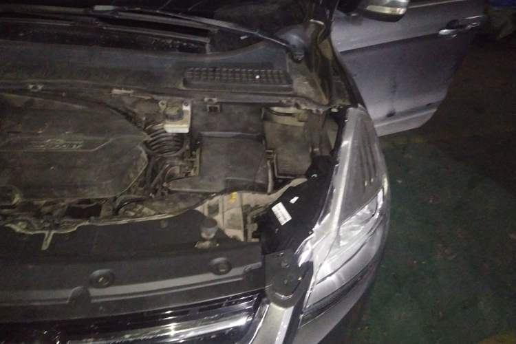 Used Ford Kuga 2013 1.6L GTDi 4x4 Elite Model Engine Bay Left