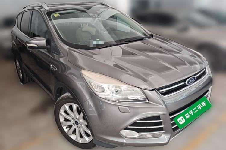 Used Ford Kuga 2013 2.0L GTDi Four-Wheel Drive Premium Model Front Right 45 Deg
