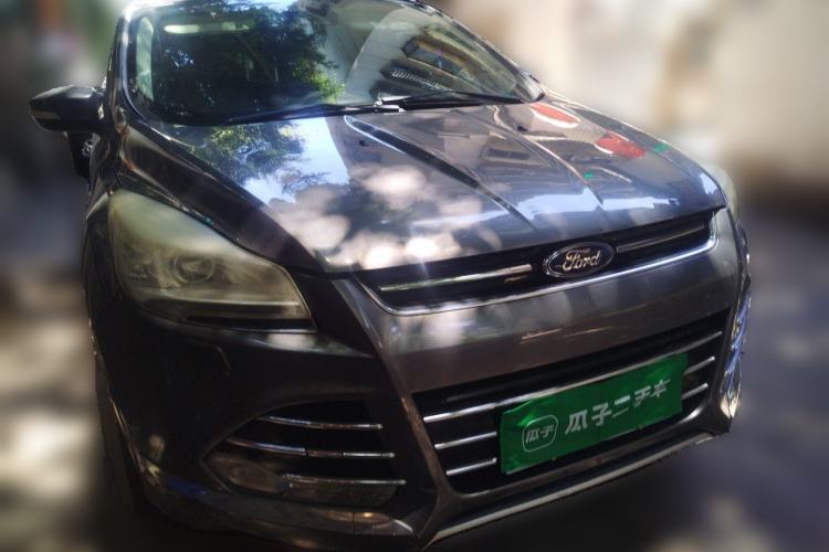 Used Ford Kuga 2013 2.0L GTDi Four-Wheel Drive Premium Model Front Right 45 Deg