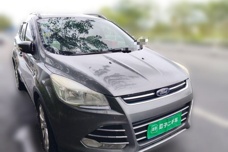 Used Ford Kuga 2013 2.0L GTDi Four-Wheel-Drive Elite Model Front Right 45 Deg