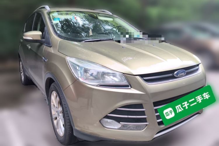 Used Ford Kuga 2013 1.6L GTDi 4x4 Elite Model Front Right 45 Deg