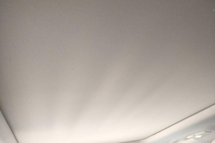 Used Ford Kuga 2013 2.0L GTDi Four-Wheel-Drive Elite Model Headliner