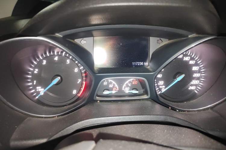Used Ford Kuga 2013 2.0L GTDi Four-Wheel-Drive Elite Model Instrument Cluster