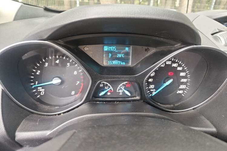 Used Ford Kuga 2013 1.6L GTDi Two-Wheel-Drive Trend Model Instrument Cluster