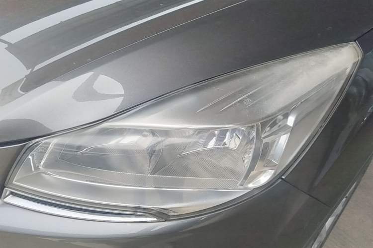 Used Ford Kuga 2013 1.6L GTDi 4x4 Elite Model Left Front Headlight