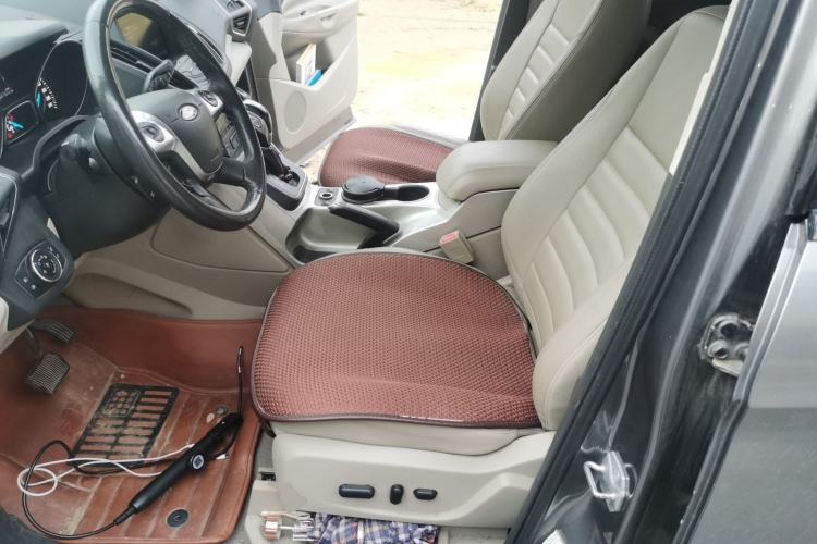 Used Ford Kuga 2013 2.0L GTDi Four-Wheel-Drive Elite Model Left Front Seat