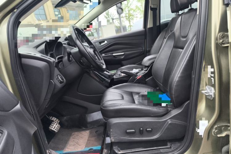 Used Ford Kuga 2013 2.0L GTDi Four-Wheel-Drive Sport Model Left Front Seat