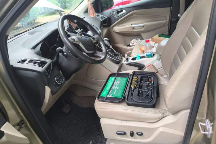Used Ford Kuga 2013 1.6L GTDi 4x4 Elite Model Left Front Seat