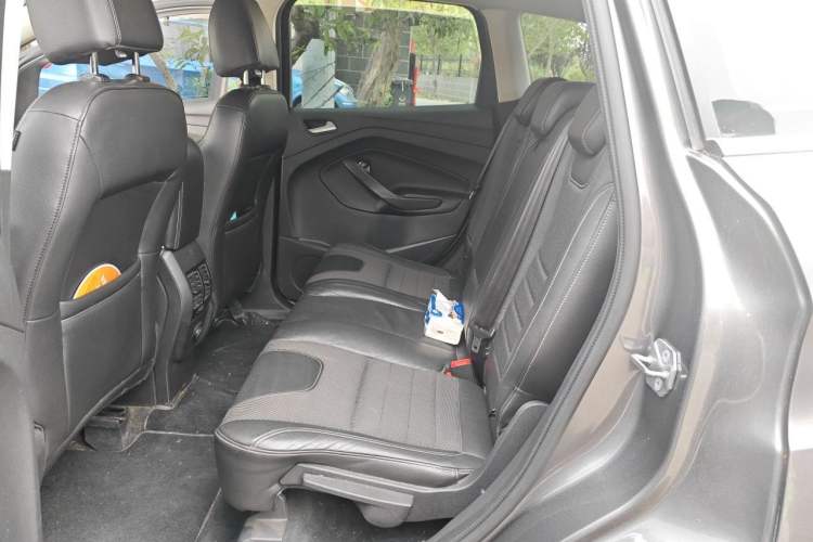 Used Ford Kuga 2013 1.6L GTDi Two-Wheel-Drive Trend Model Left Rear Seat
