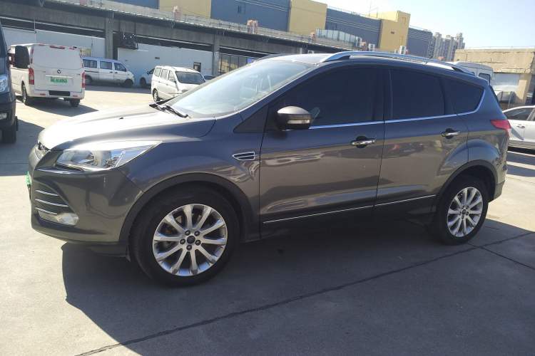 Used Ford Kuga 2013 2.0L GTDi Four-Wheel-Drive Elite Model Left Side
