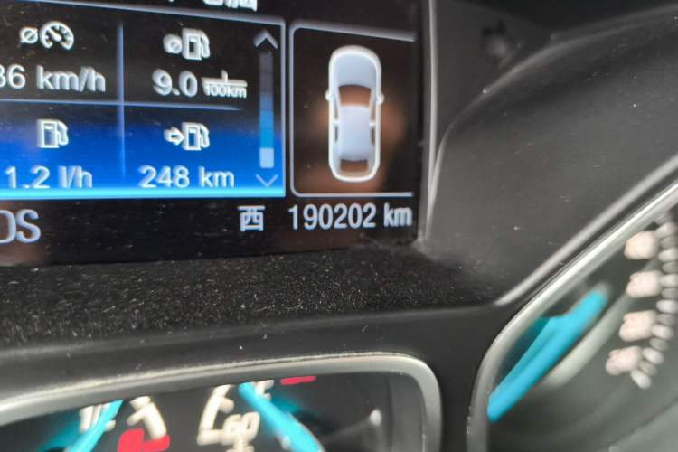 Used Ford Kuga 2013 2.0L GTDi Four-Wheel-Drive Sport Model Odometer Close Up