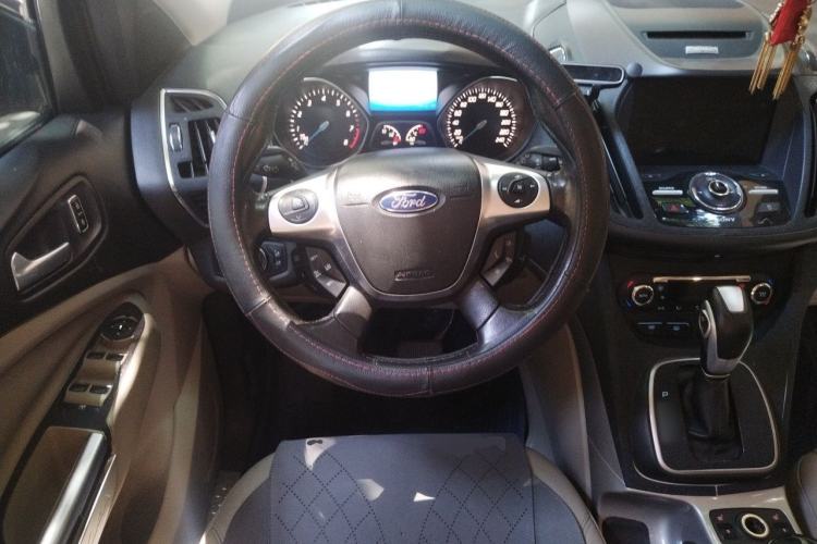 Used Ford Kuga 2013 2.0L GTDi Four-Wheel Drive Premium Model Steering Wheel