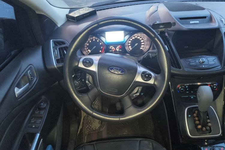 Used Ford Kuga 2013 2.0L GTDi Four-Wheel-Drive Sport Model Steering Wheel