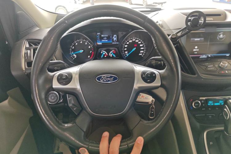 Used Ford Kuga 2013 1.6L GTDi 4x4 Elite Model Steering Wheel