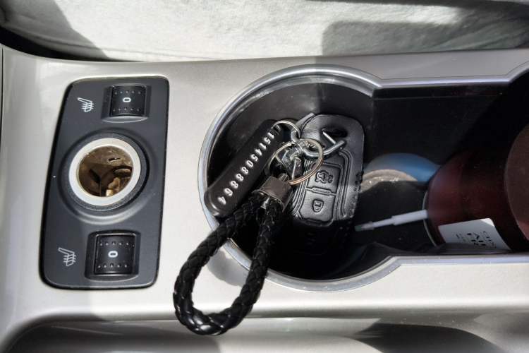 Used Ford Kuga 2013 2.0L GTDi Four-Wheel Drive Premium Model Vehicle Key
