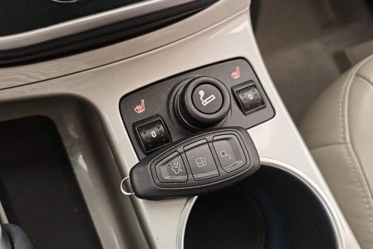 Used Ford Kuga 2013 2.0L GTDi Four-Wheel Drive Premium Model Vehicle Key